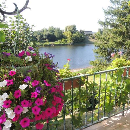 Le Jardin Des Cygnes Bed and Breakfast Pineuilh Buitenkant foto