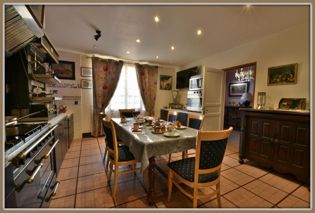 Le Jardin Des Cygnes Bed and Breakfast Pineuilh Buitenkant foto